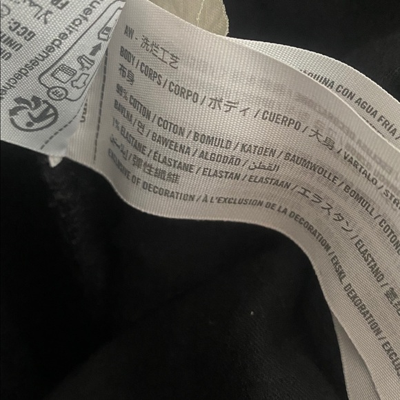 A&F High Rise Jean - Picture 7 of 7